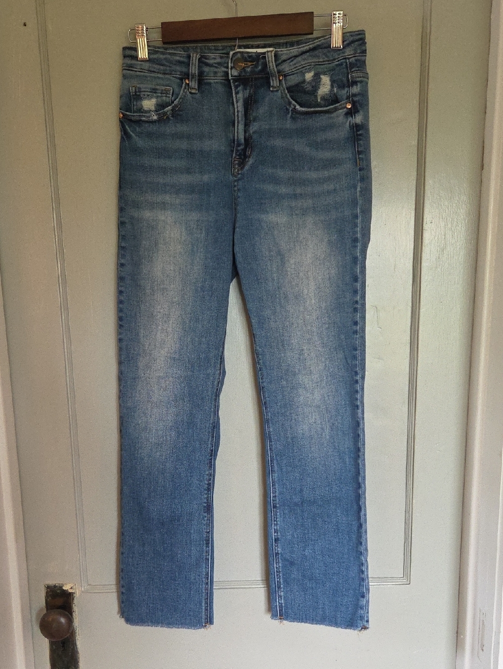 Mica Los Angeles Medium Blue Straight-Leg Jeans Size 28